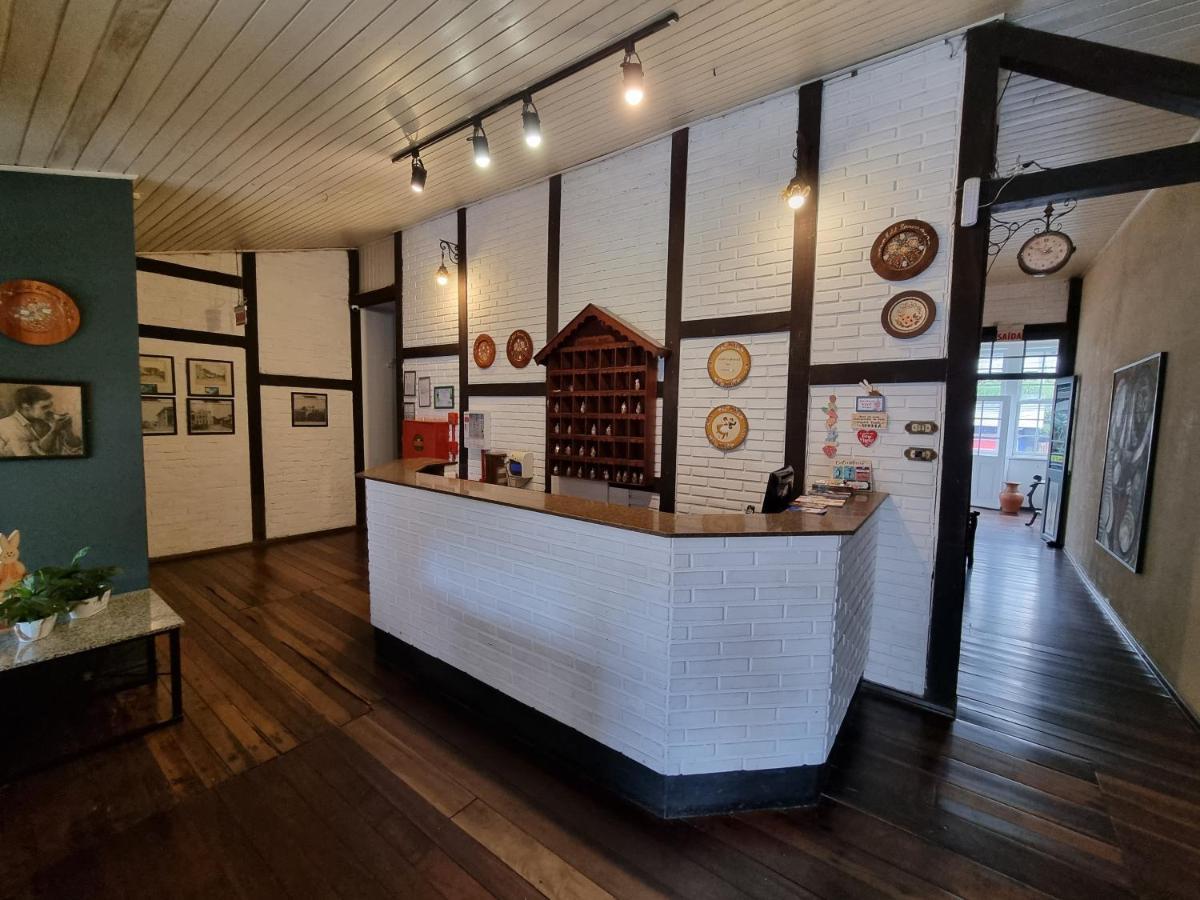 赫尔曼酒店 布卢梅瑙 外观 照片